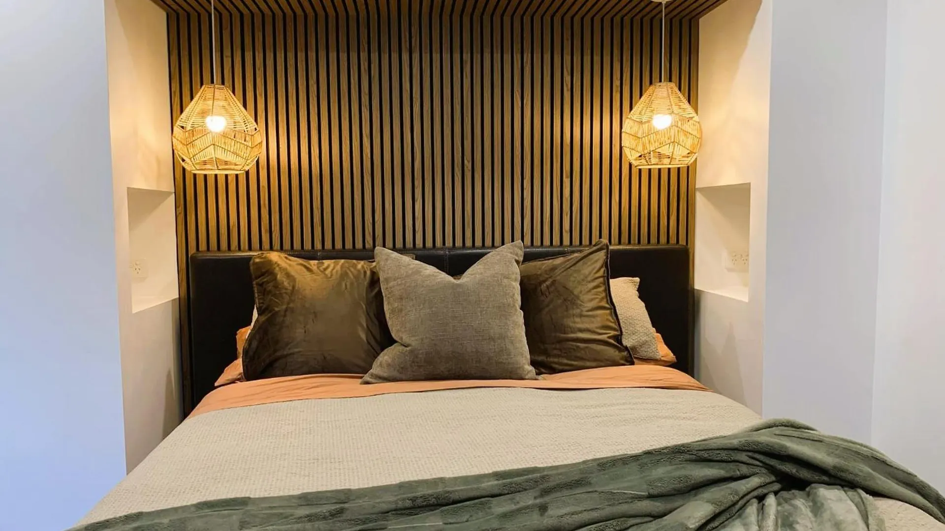 The Pool House Carrara Apartment Gold Coast